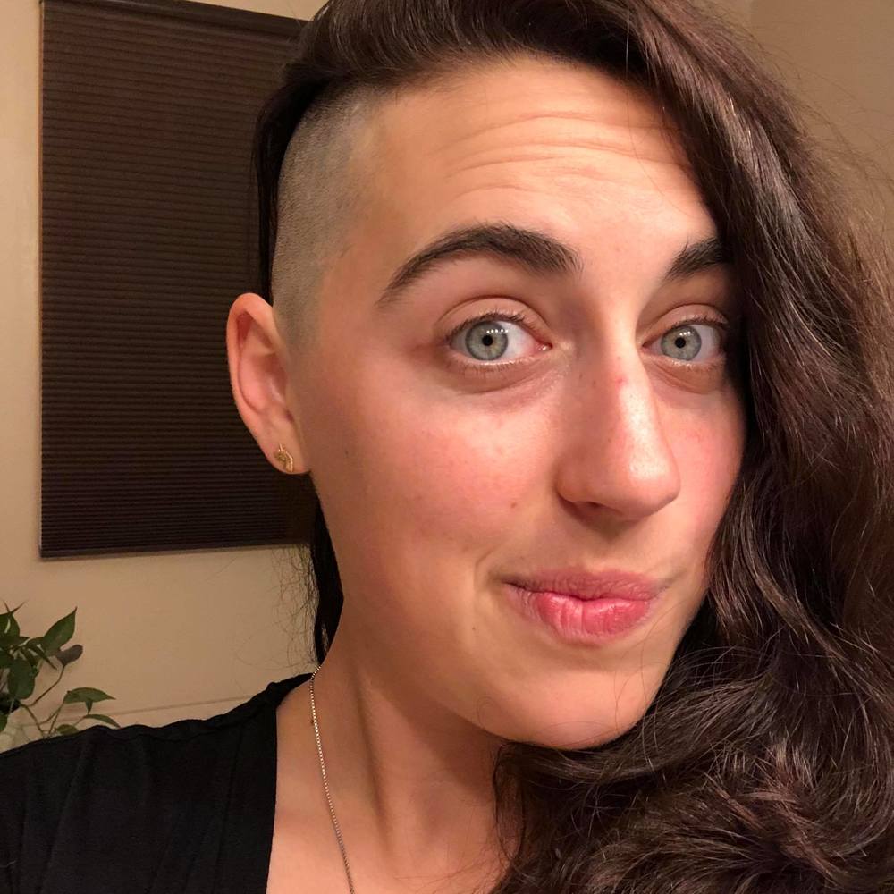 Meet your Posher, Candace